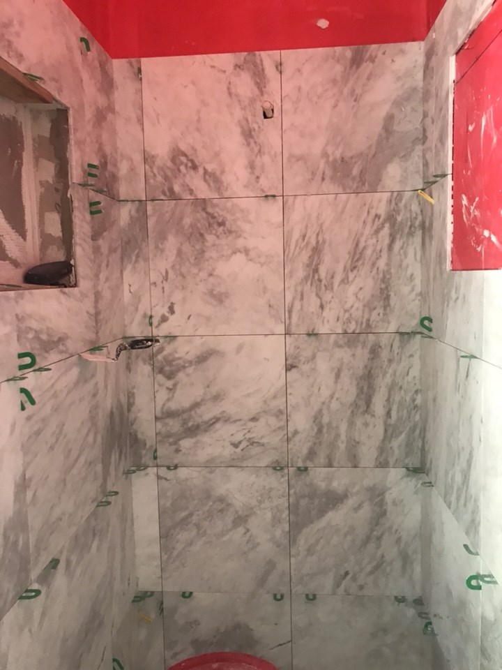 4-shower tile